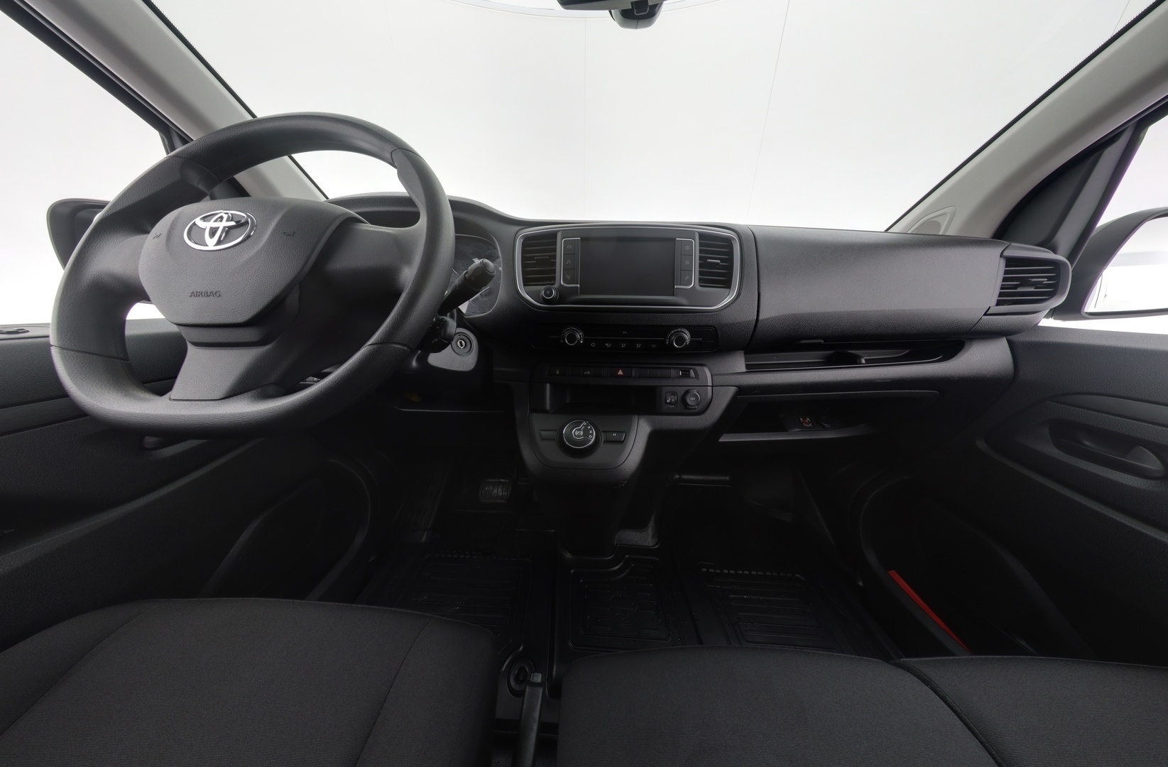 TOYOTA Proace 2024