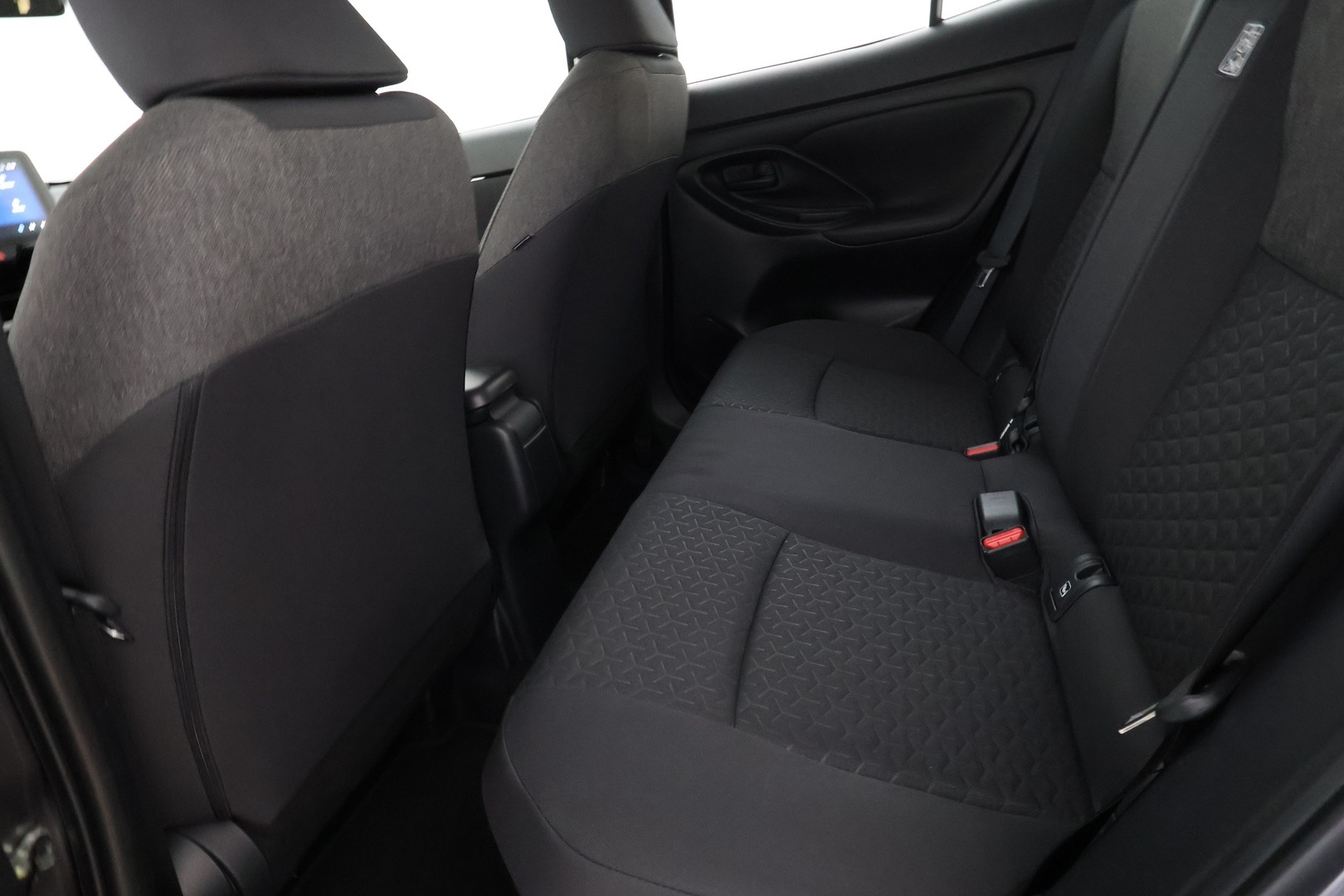 TOYOTA Yaris Cross 2024