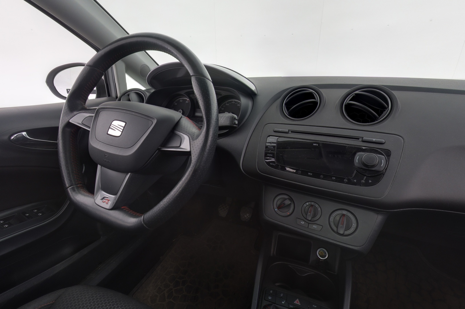 SEAT Ibiza ST 2013