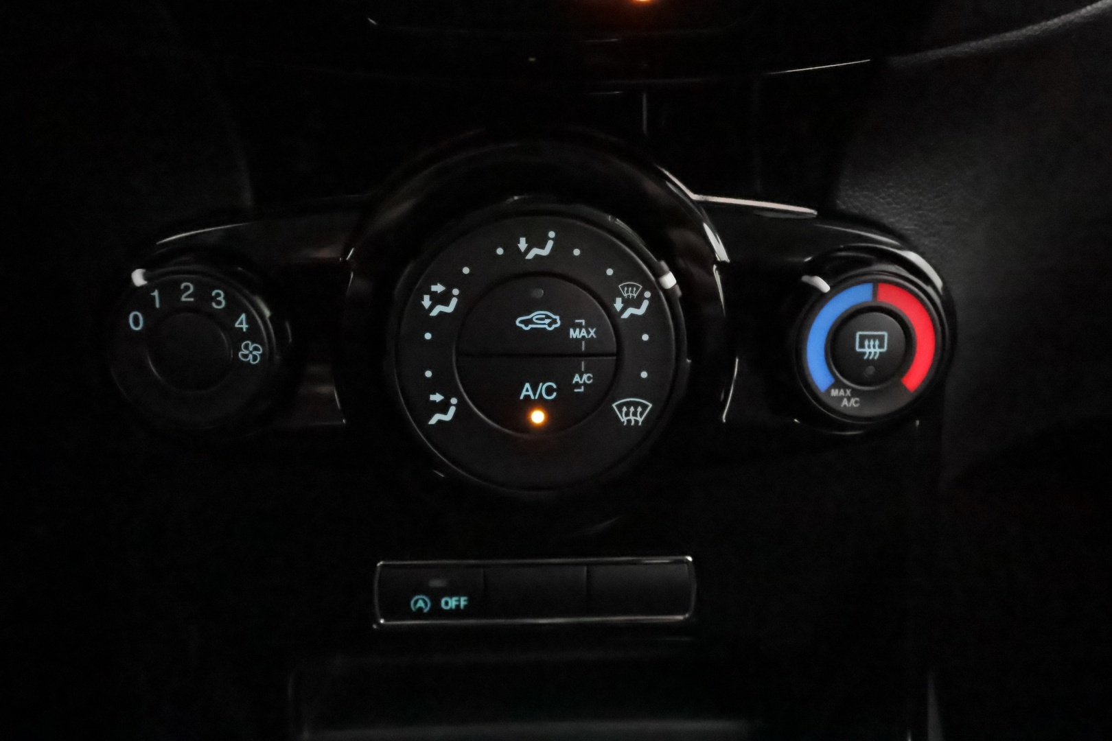 FORD Fiesta 2017