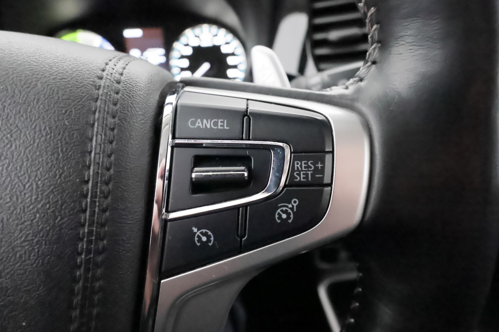 MITSUBISHI Outlander PHEV 2020