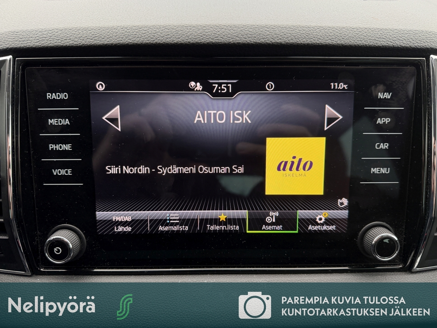 SKODA Karoq 2023