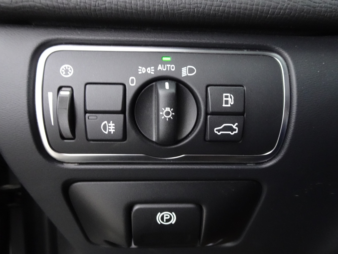 VOLVO XC60 21