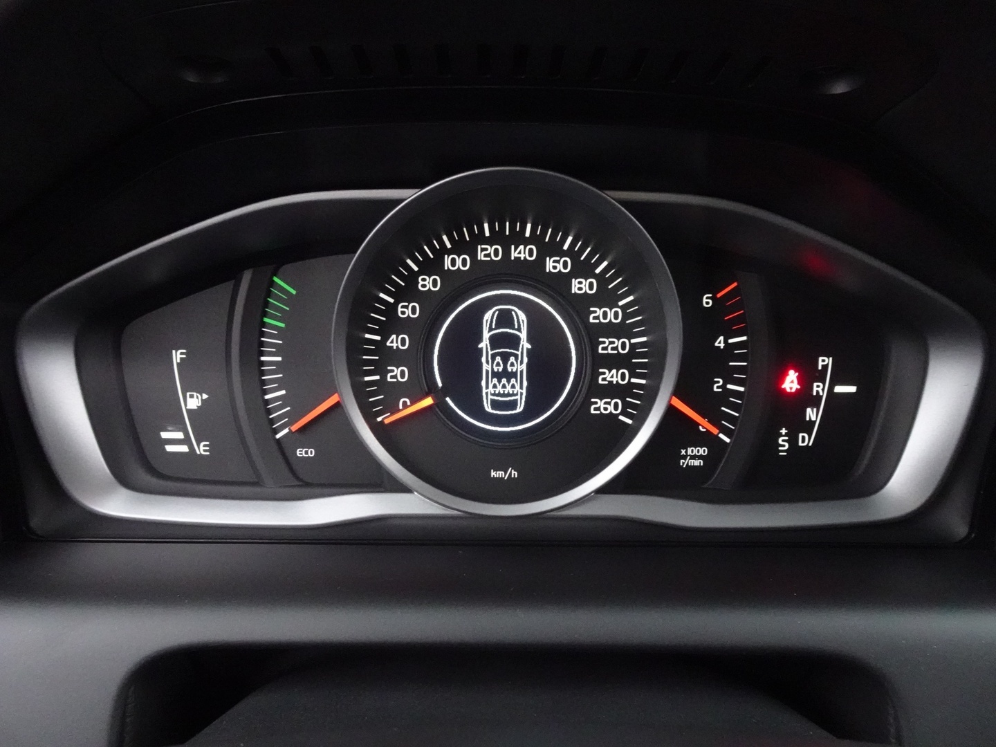 VOLVO XC60 24