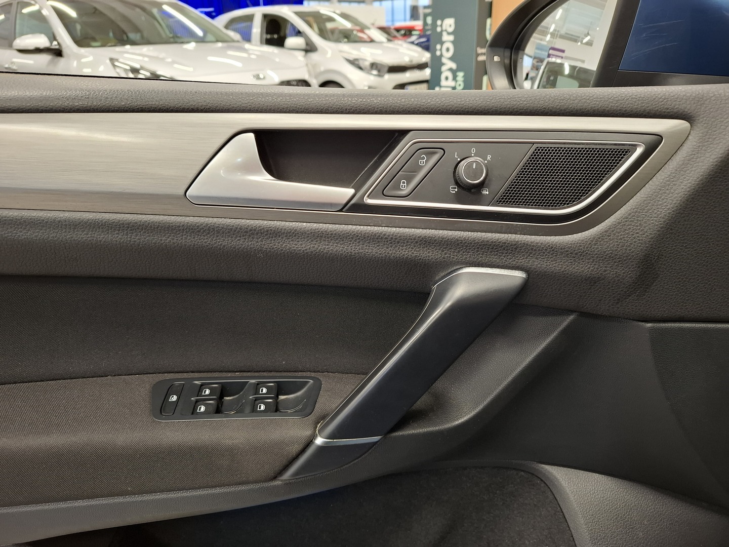 VOLKSWAGEN Golf Sportsvan 2014