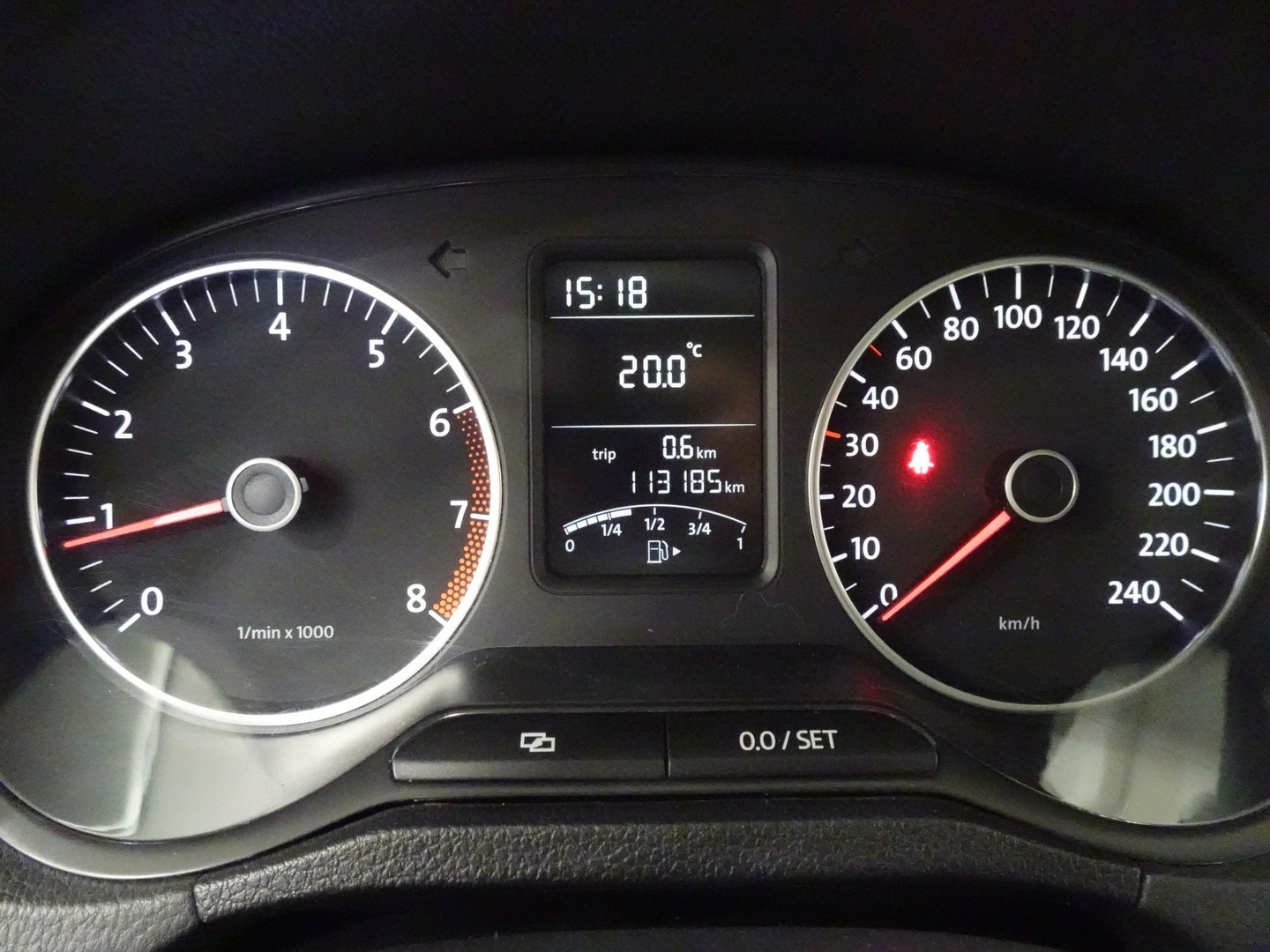 VOLKSWAGEN Polo 2011