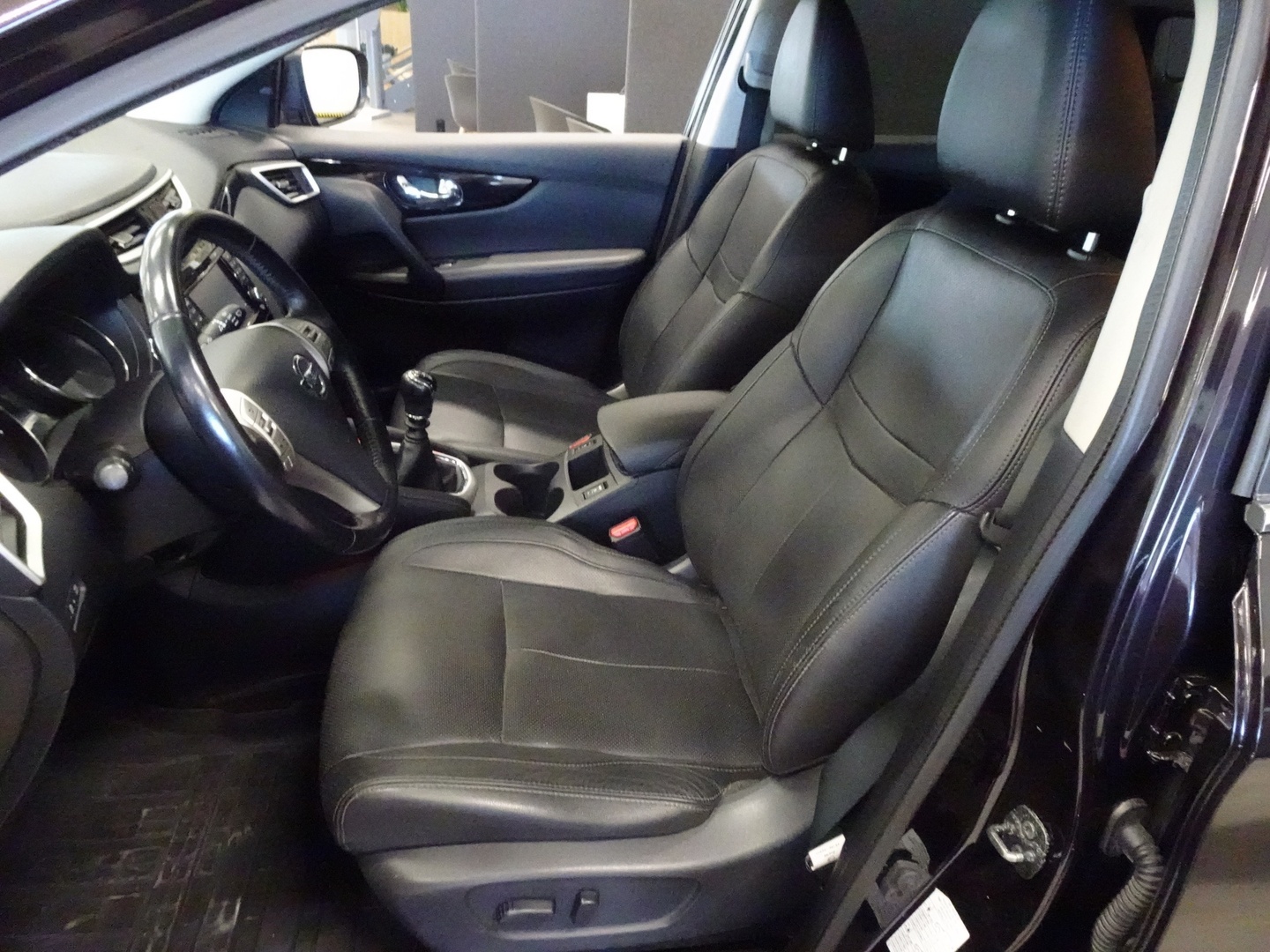 NISSAN Qashqai 2016