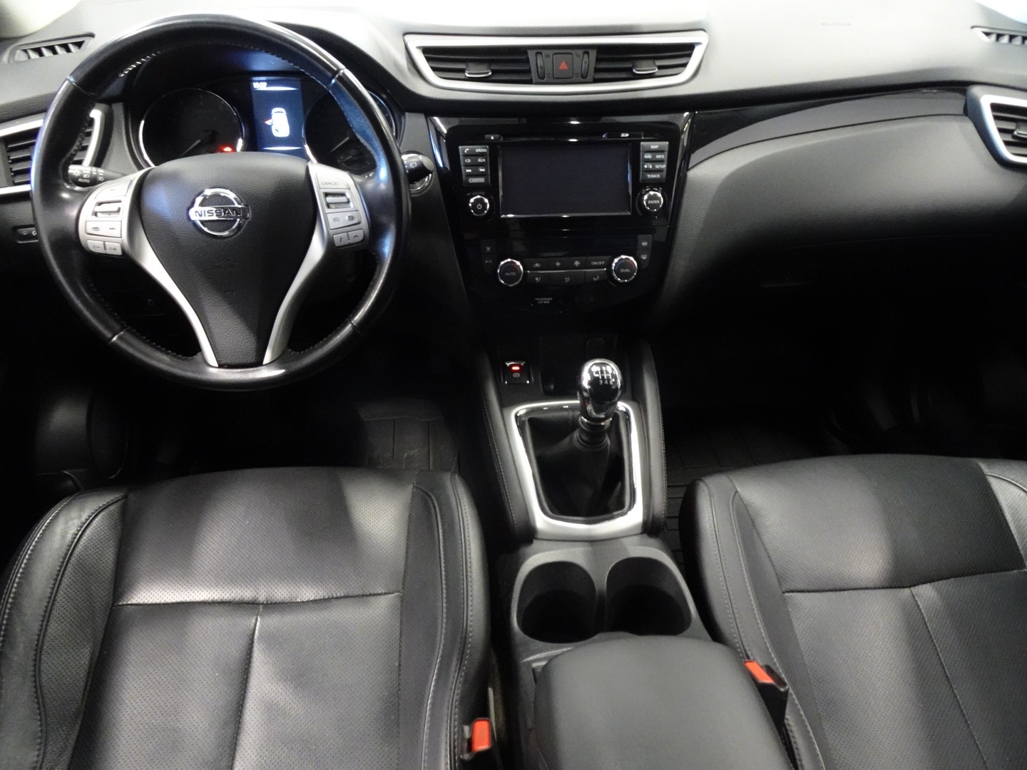 NISSAN Qashqai 2016