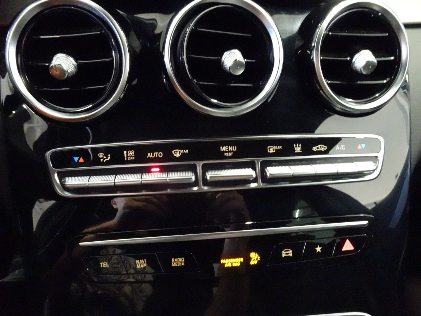 MERCEDES-BENZ GLC 2022