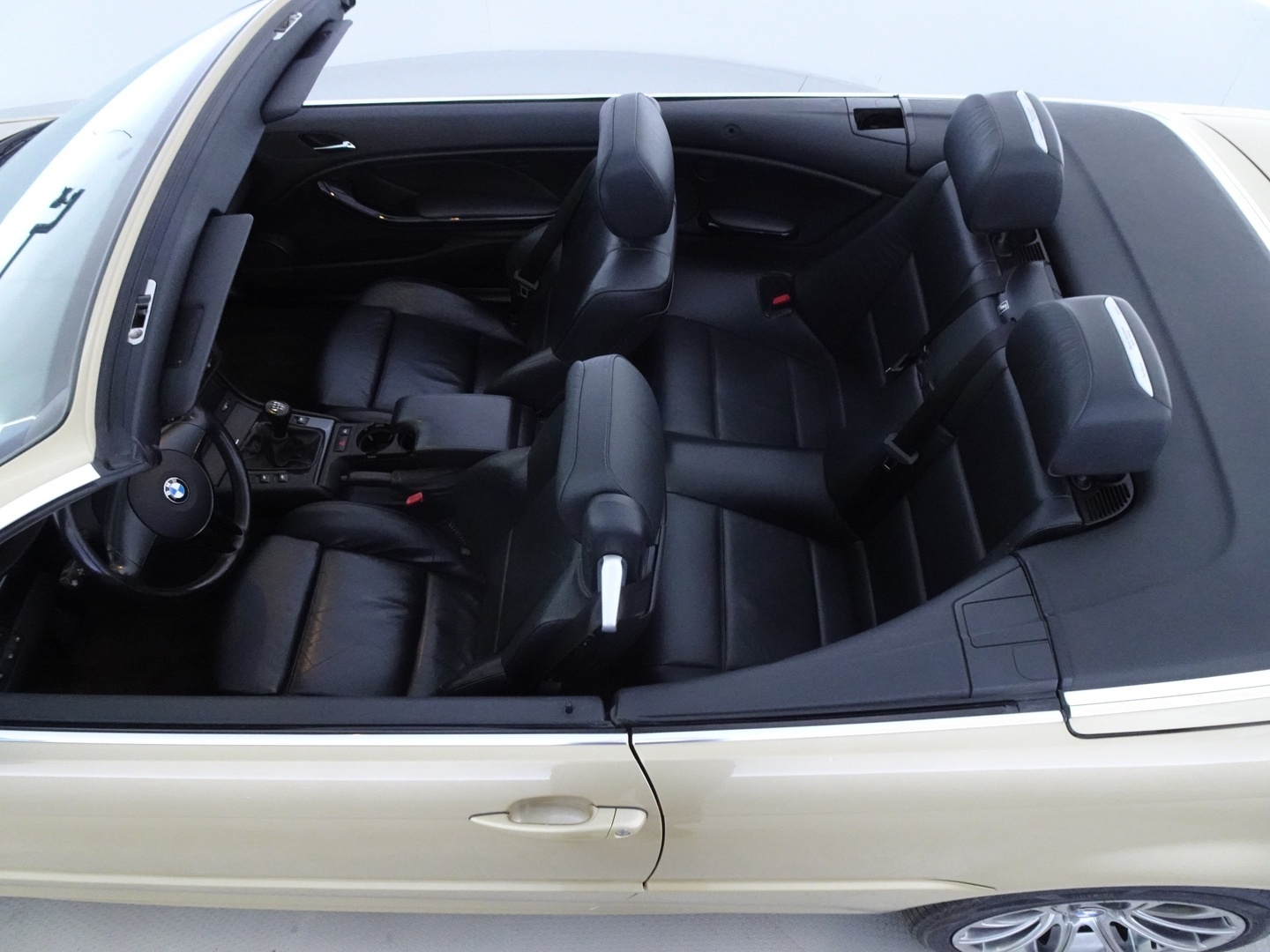 BMW 323 2000