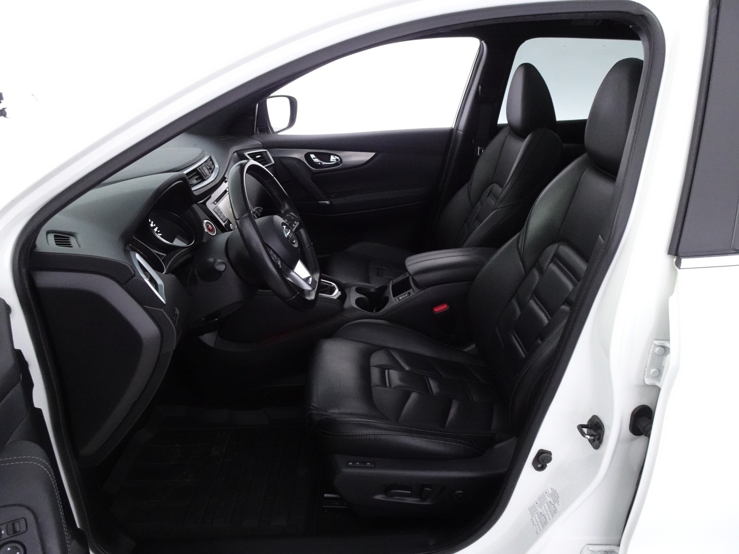 NISSAN Qashqai 2018