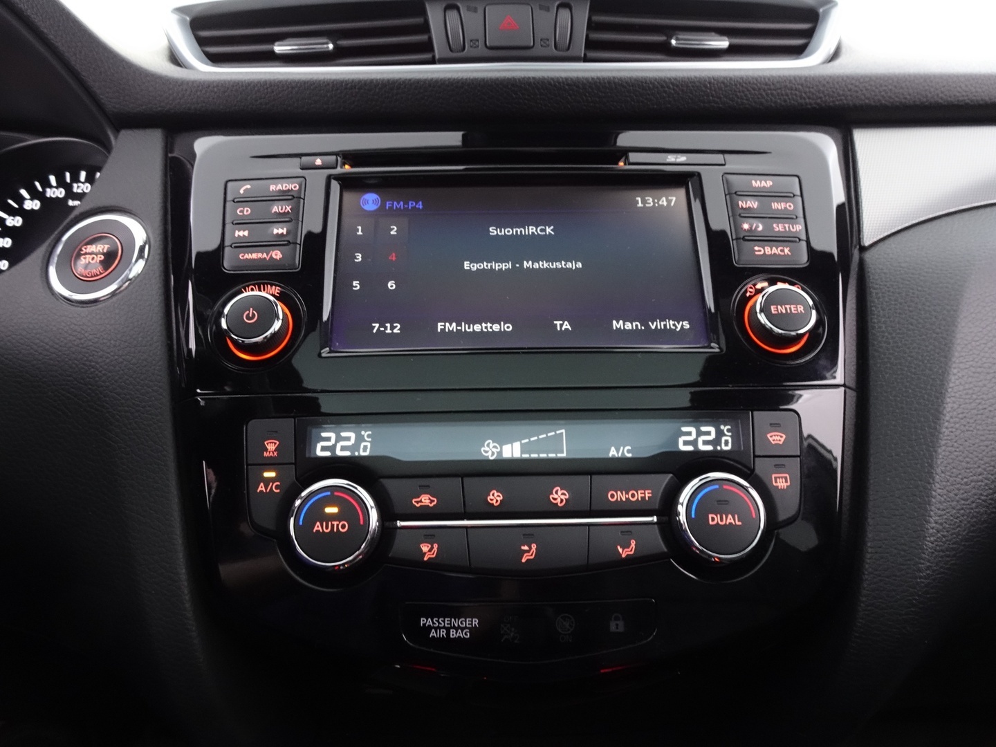 NISSAN Qashqai 2018