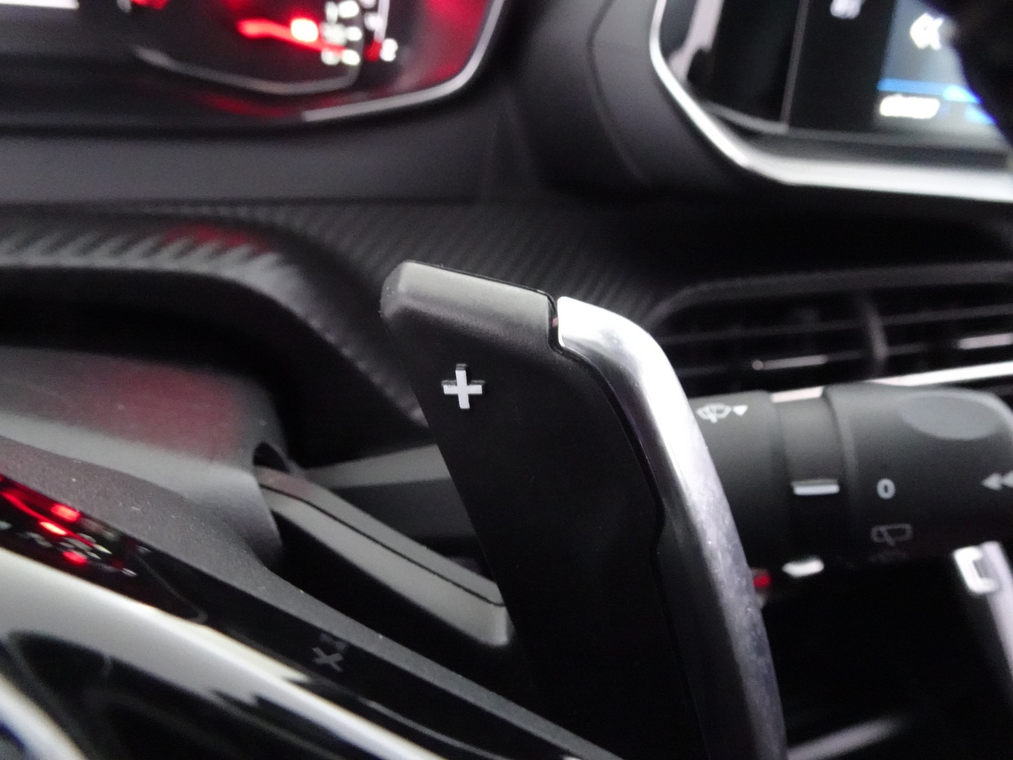 PEUGEOT 2008 2022