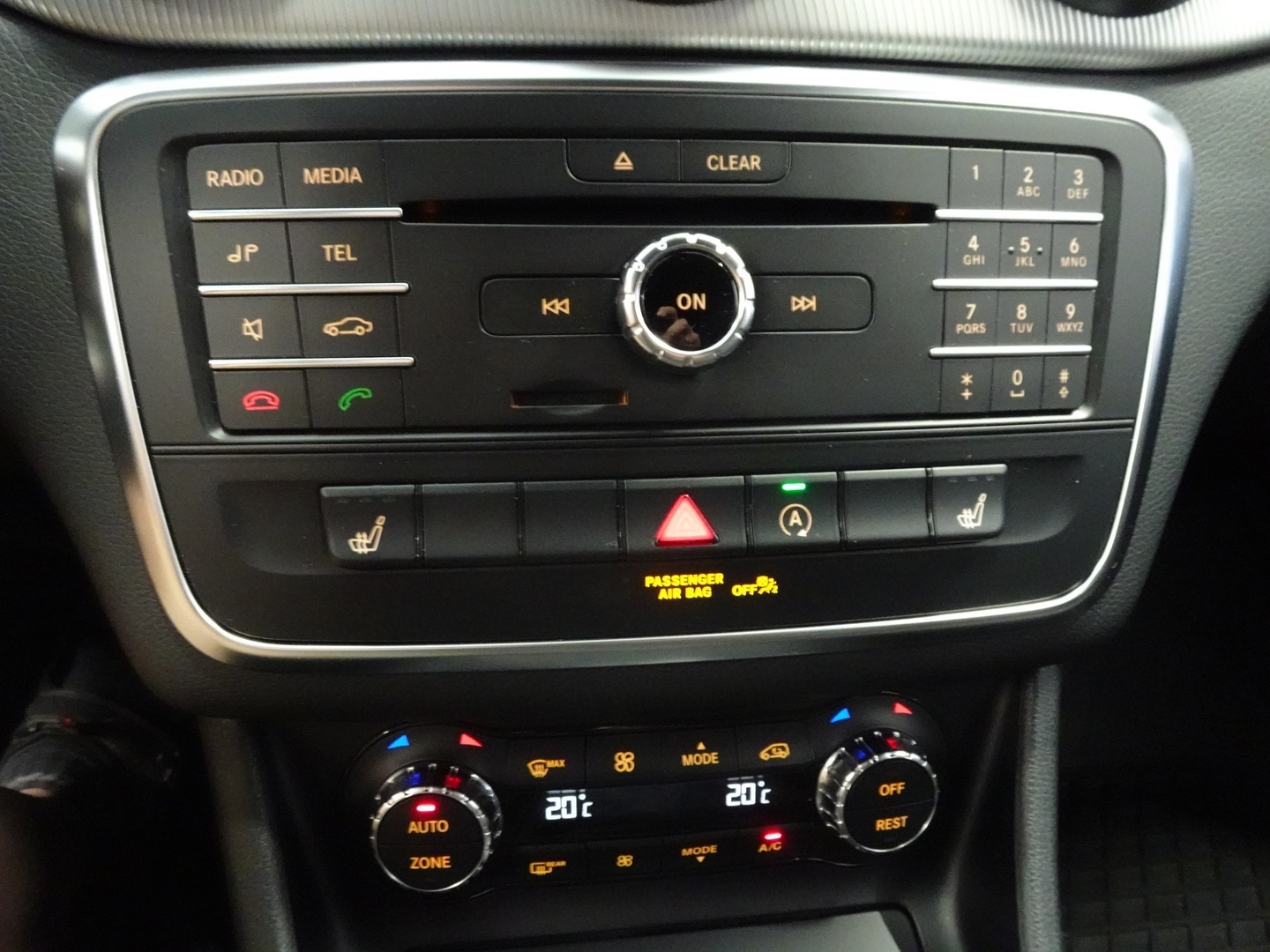 MERCEDES-BENZ CLA 12
