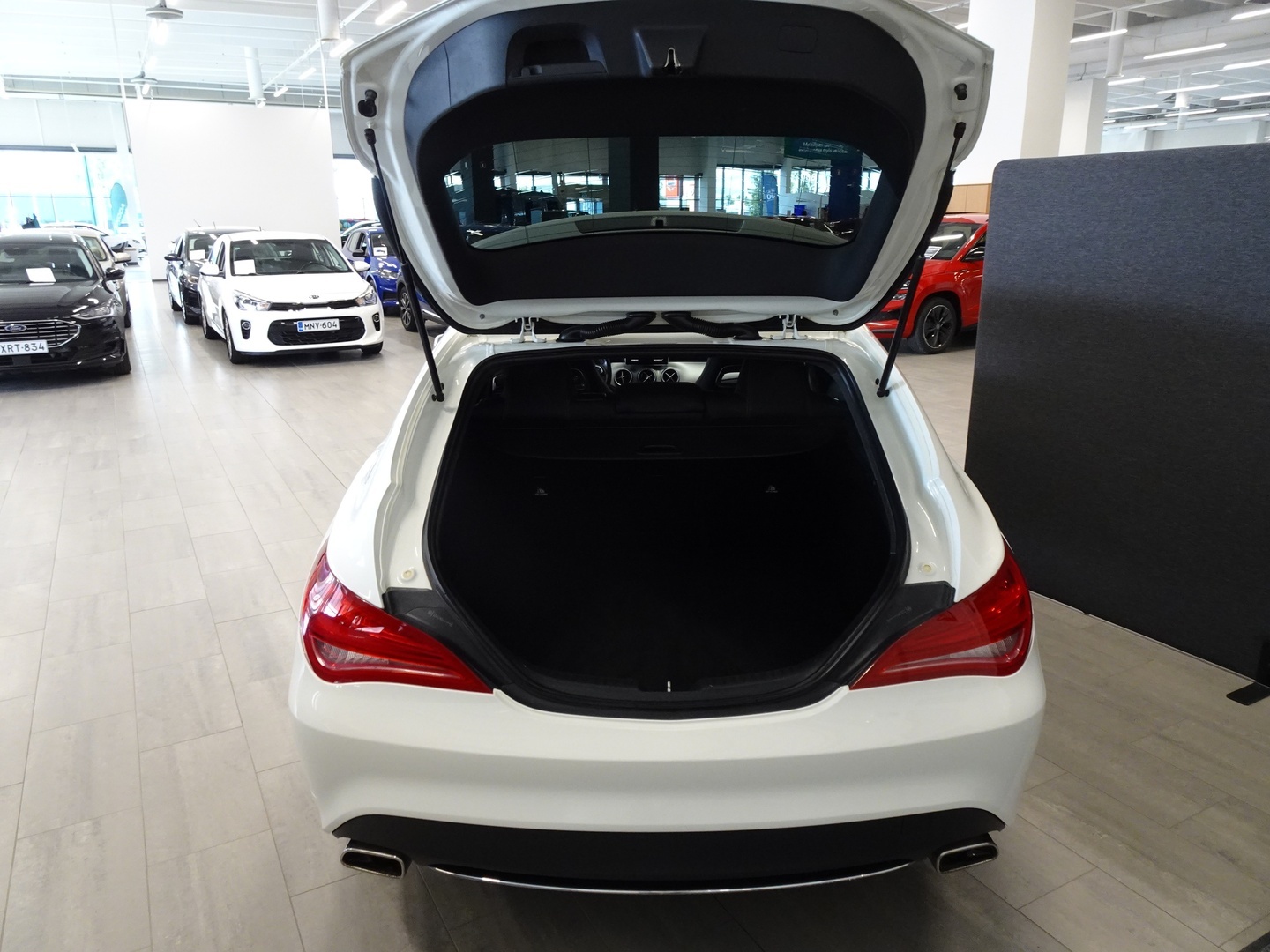 MERCEDES-BENZ CLA 20