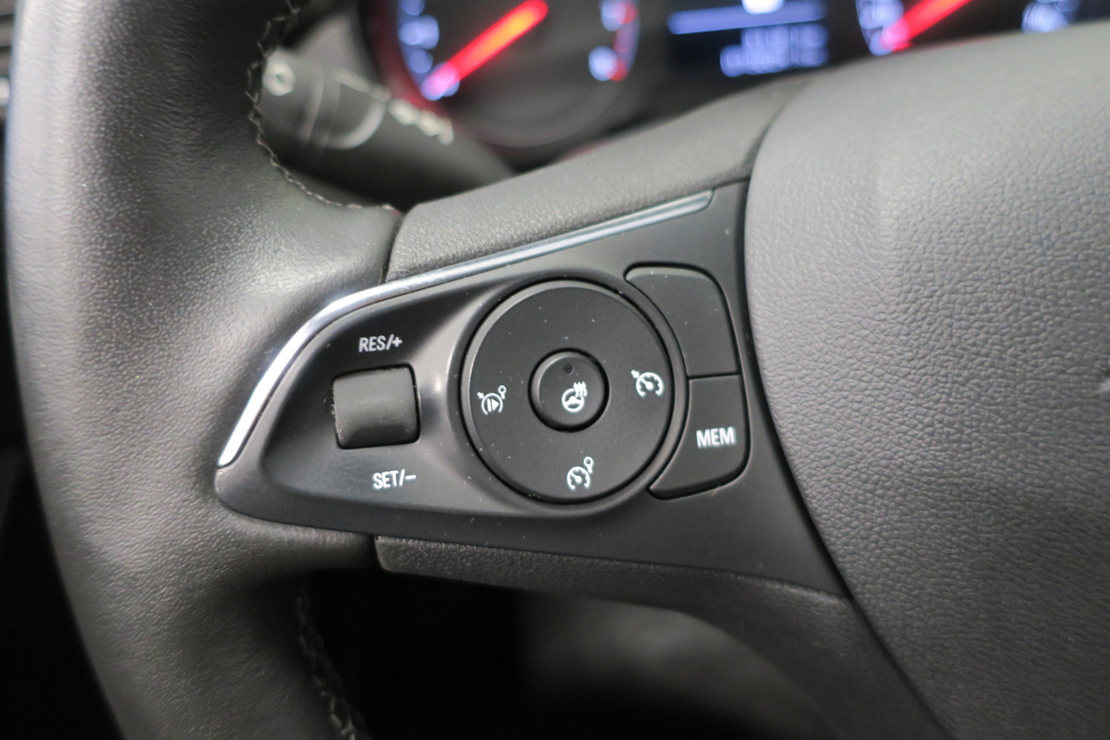 OPEL Crossland X 2018