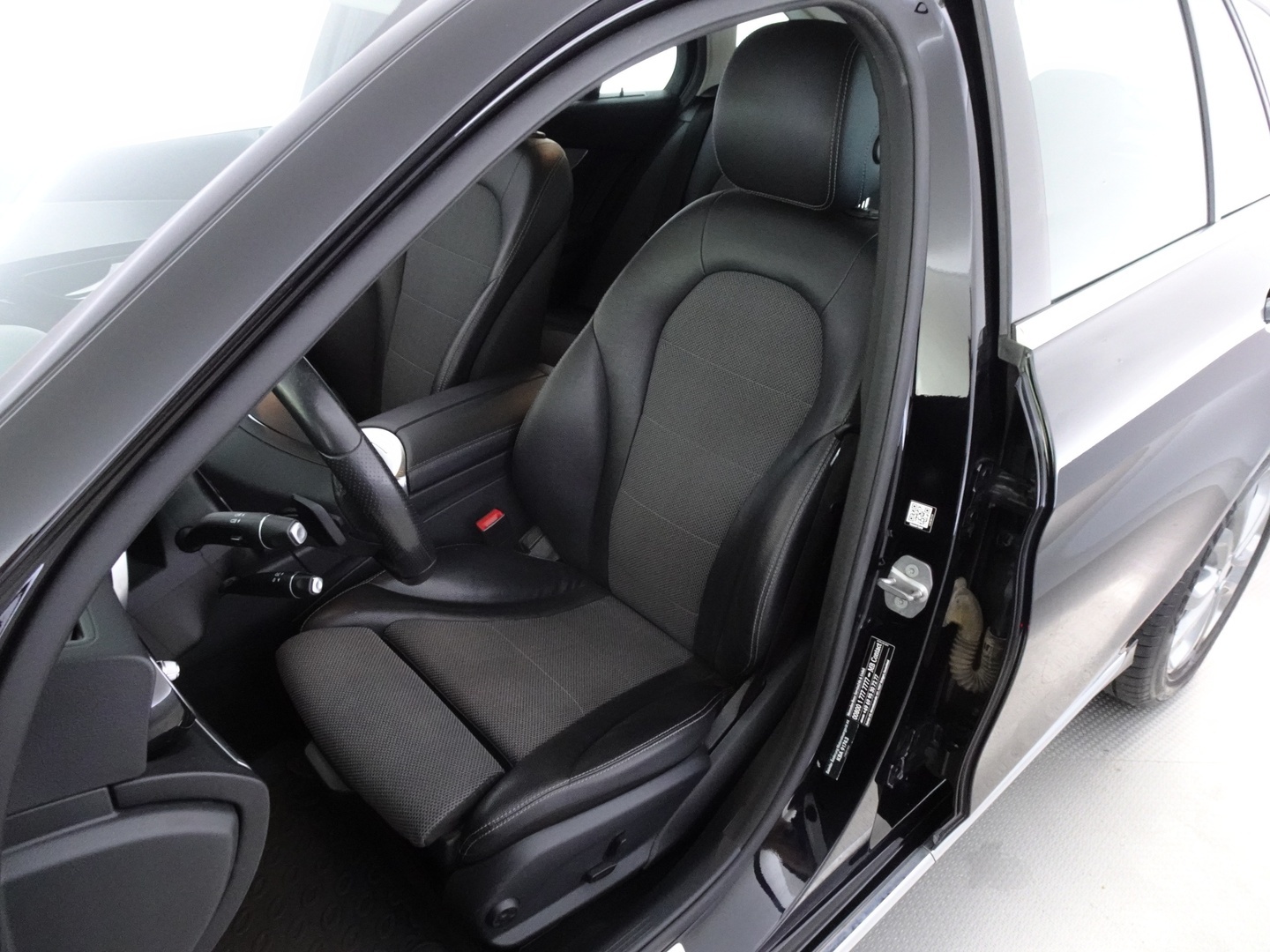 MERCEDES-BENZ C 2016