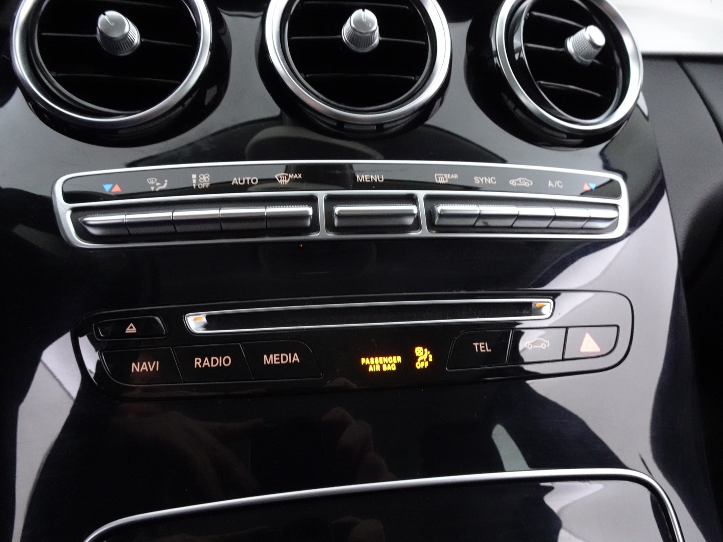 MERCEDES-BENZ C 2016