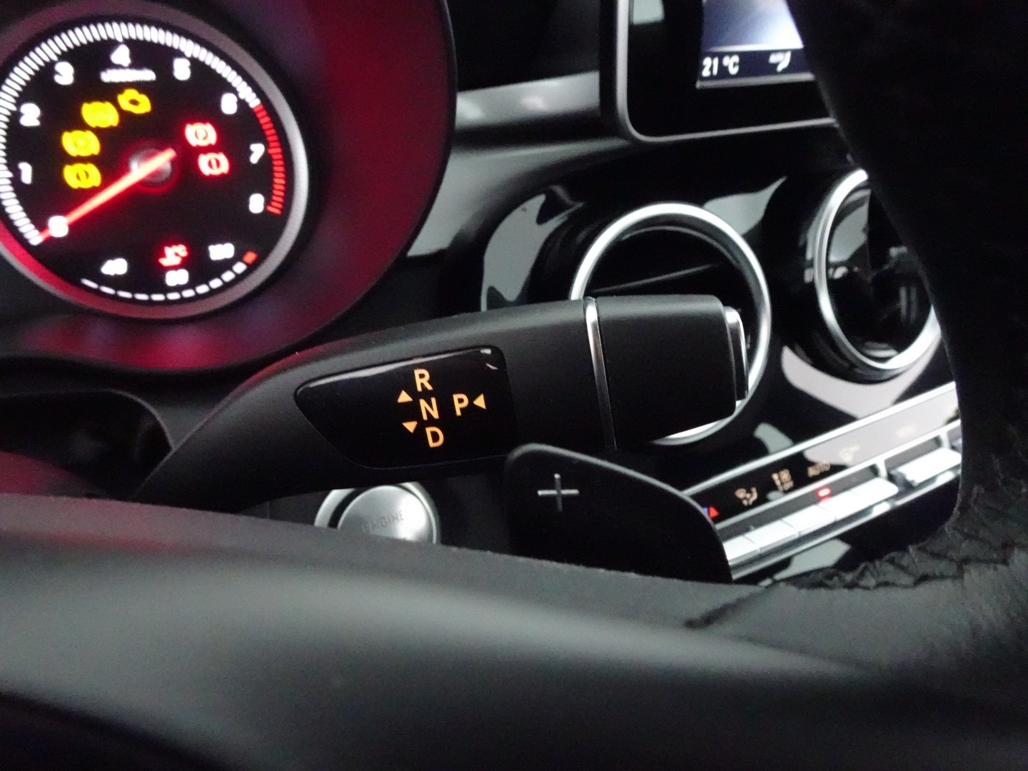 MERCEDES-BENZ C 2017