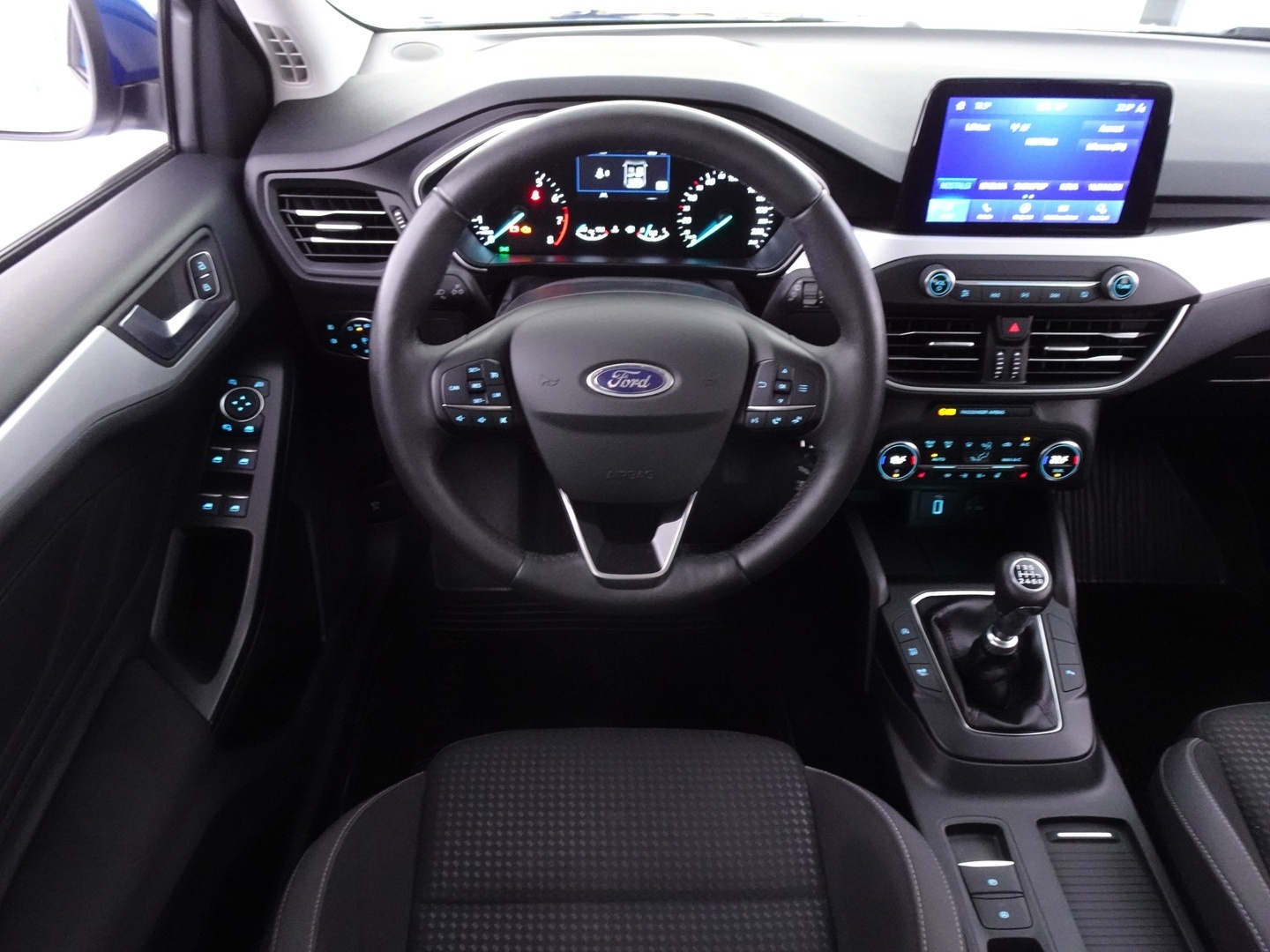 FORD Focus 16
