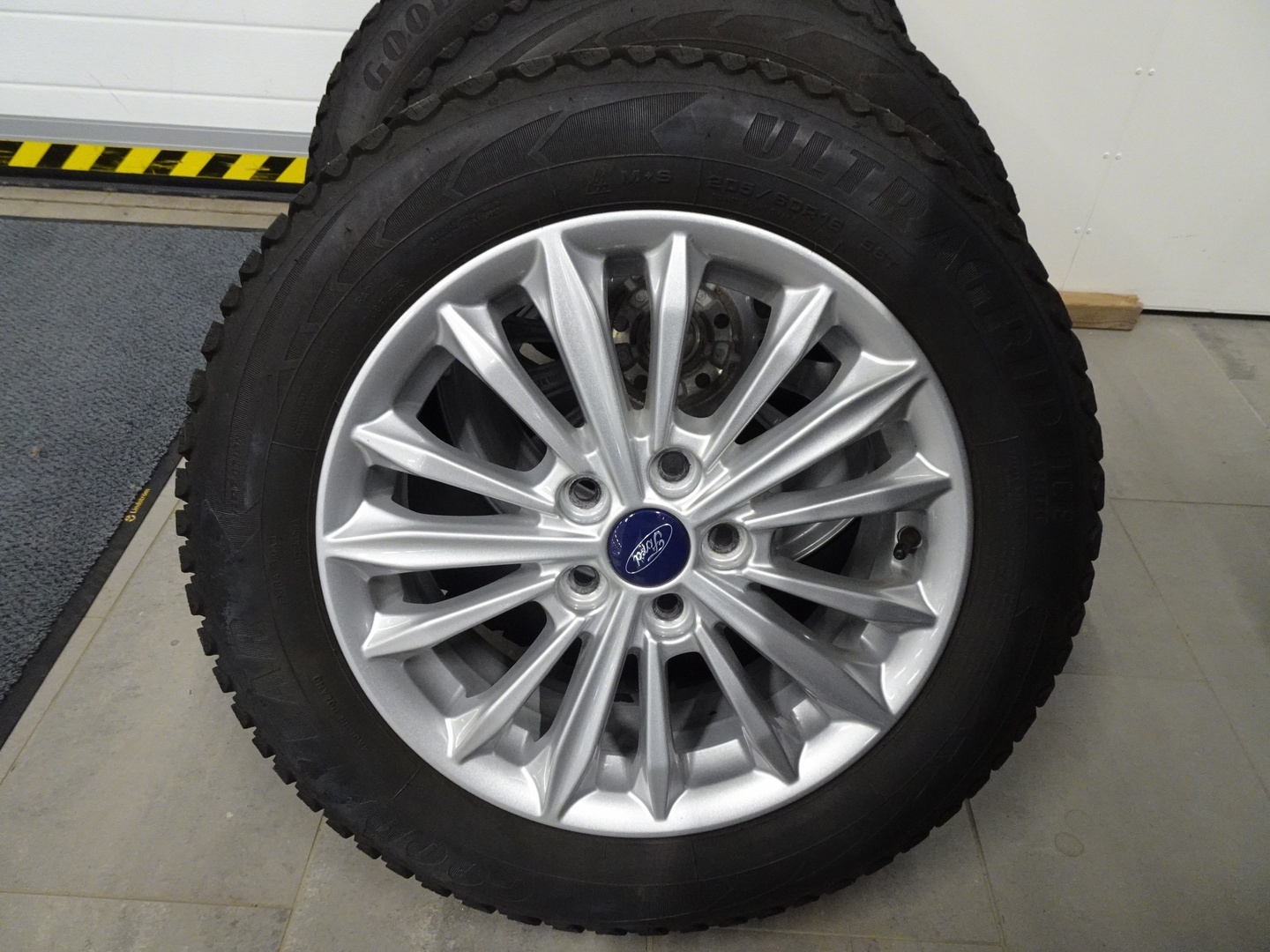 FORD Focus 25