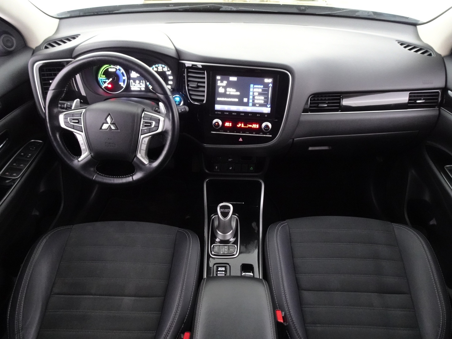 MITSUBISHI Outlander PHEV 2021