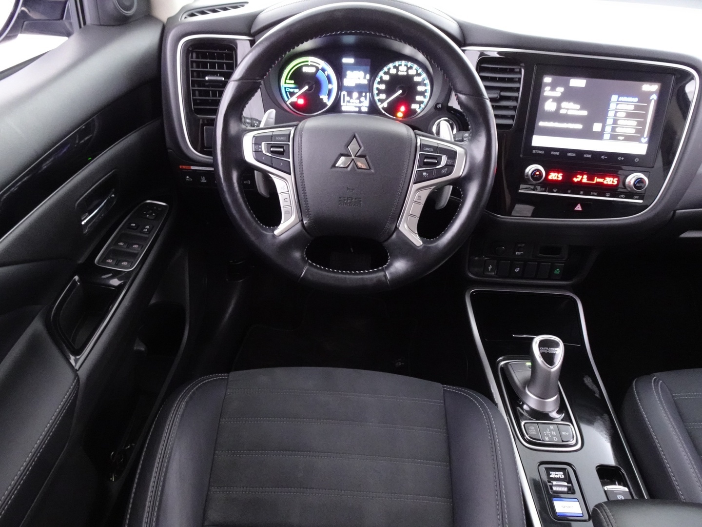 MITSUBISHI Outlander PHEV 2021