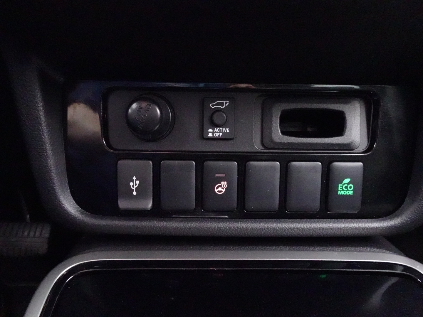 MITSUBISHI Outlander PHEV 2021