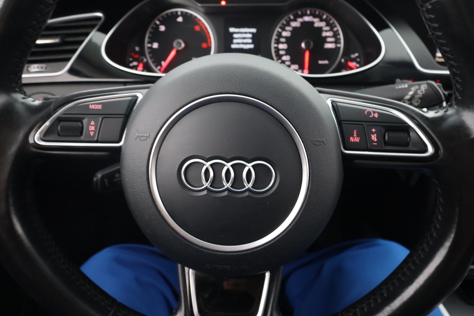 AUDI A4 2015