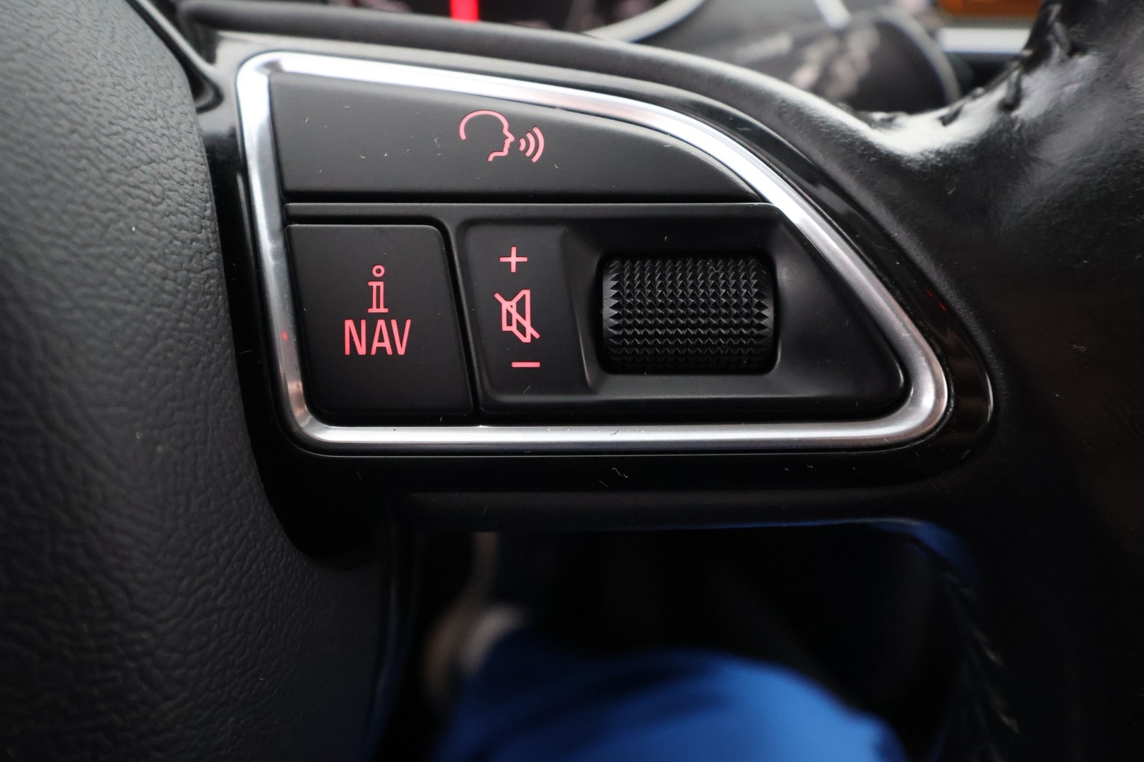 AUDI A4 2015