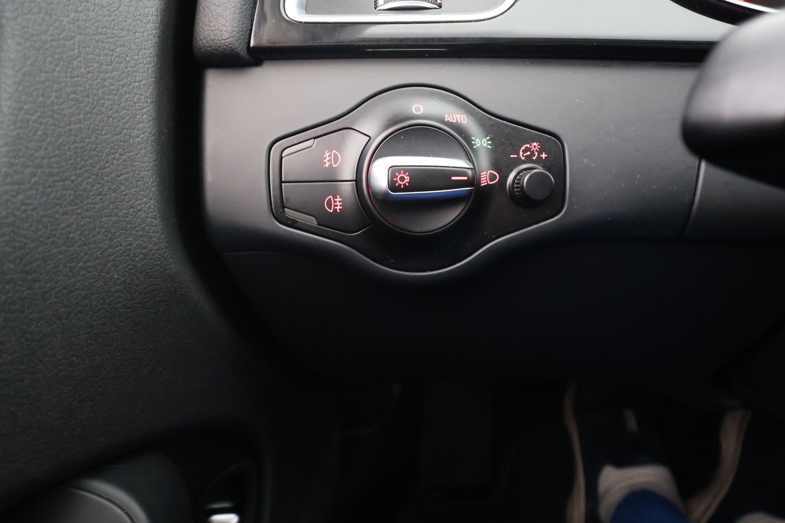 AUDI A4 2015