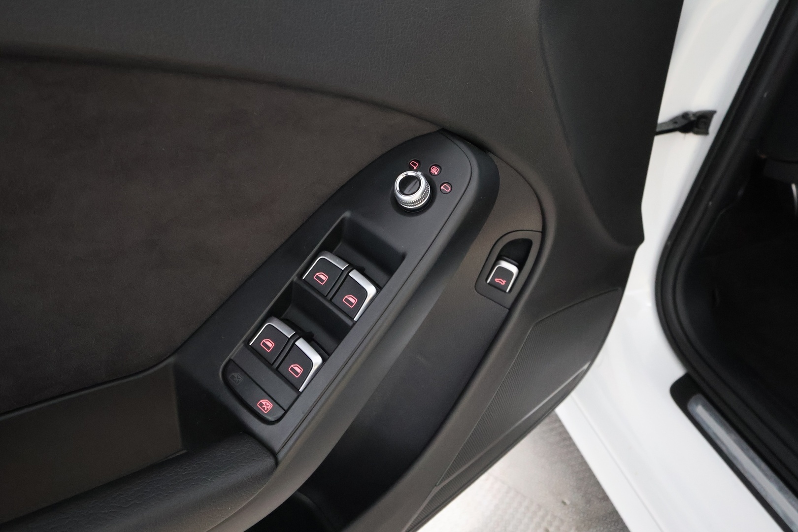 AUDI A4 2015