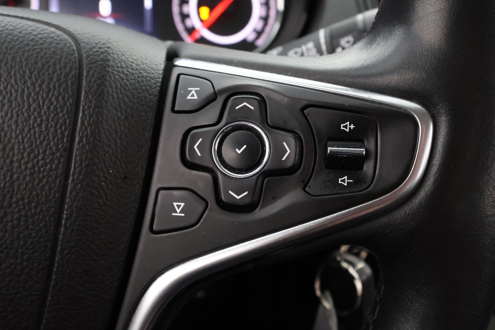 OPEL Insignia 2016