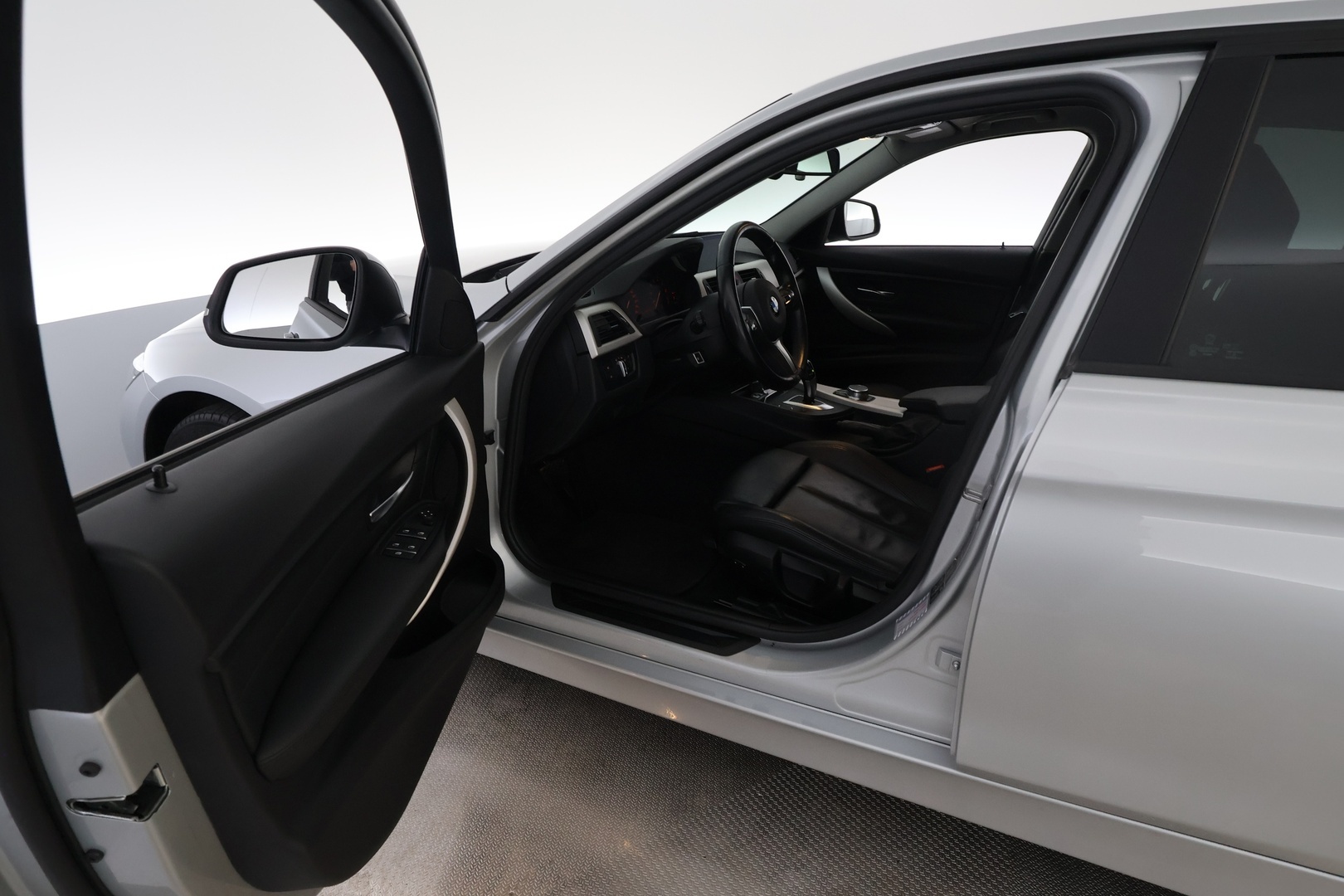BMW 320 2019