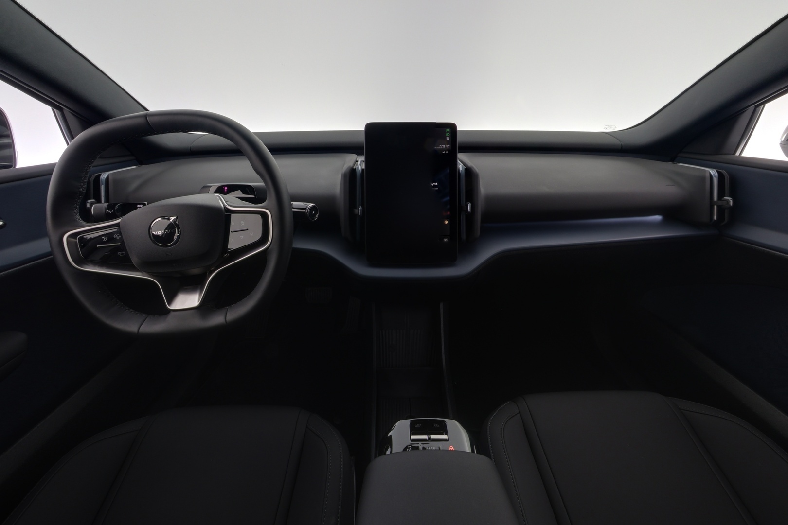 VOLVO EX30 2024