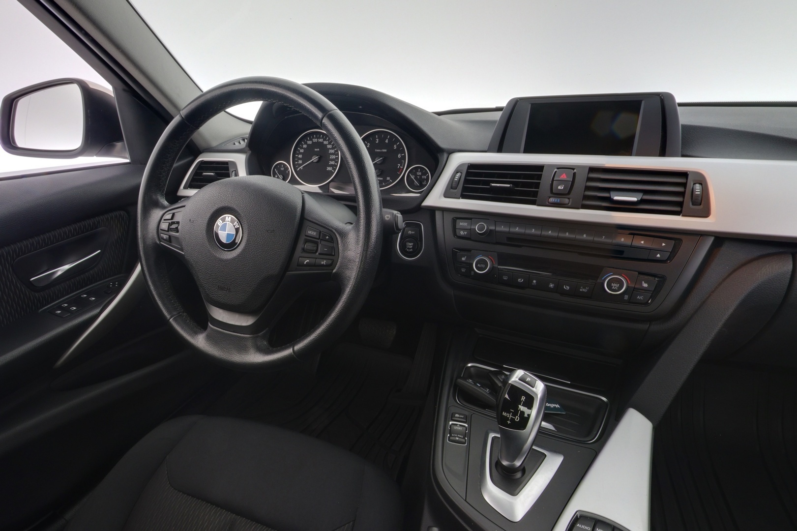 BMW 320 2013
