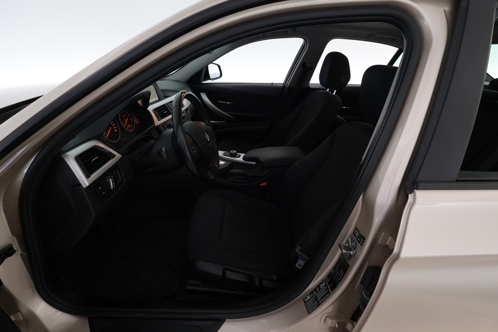 BMW 320 2013