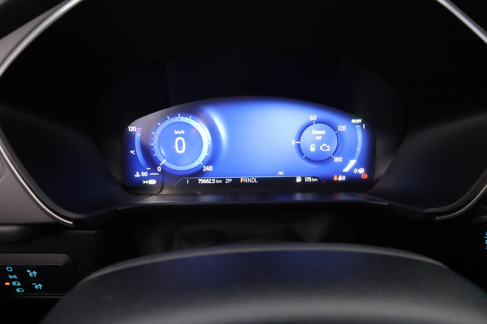 FORD Kuga 2023