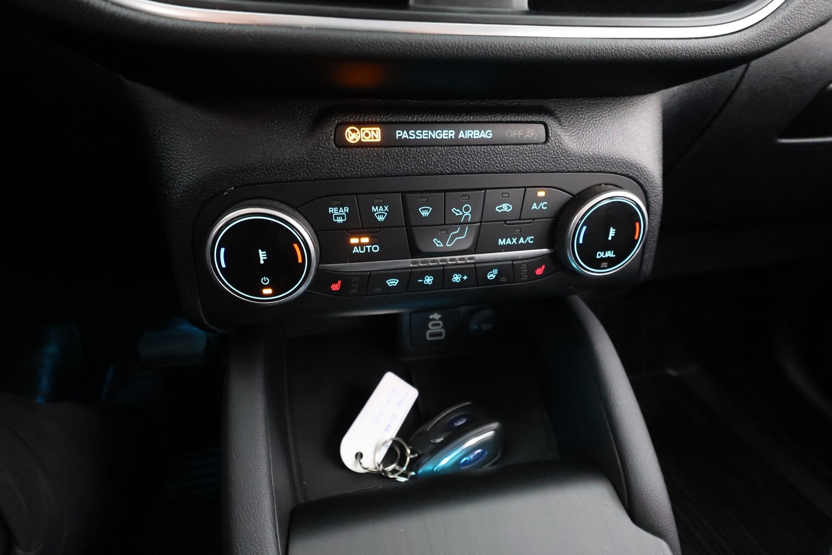 FORD Kuga 2023
