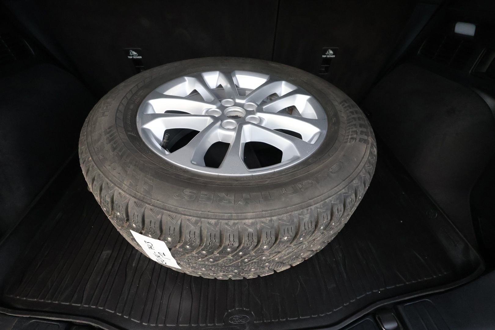 FORD Kuga 2023