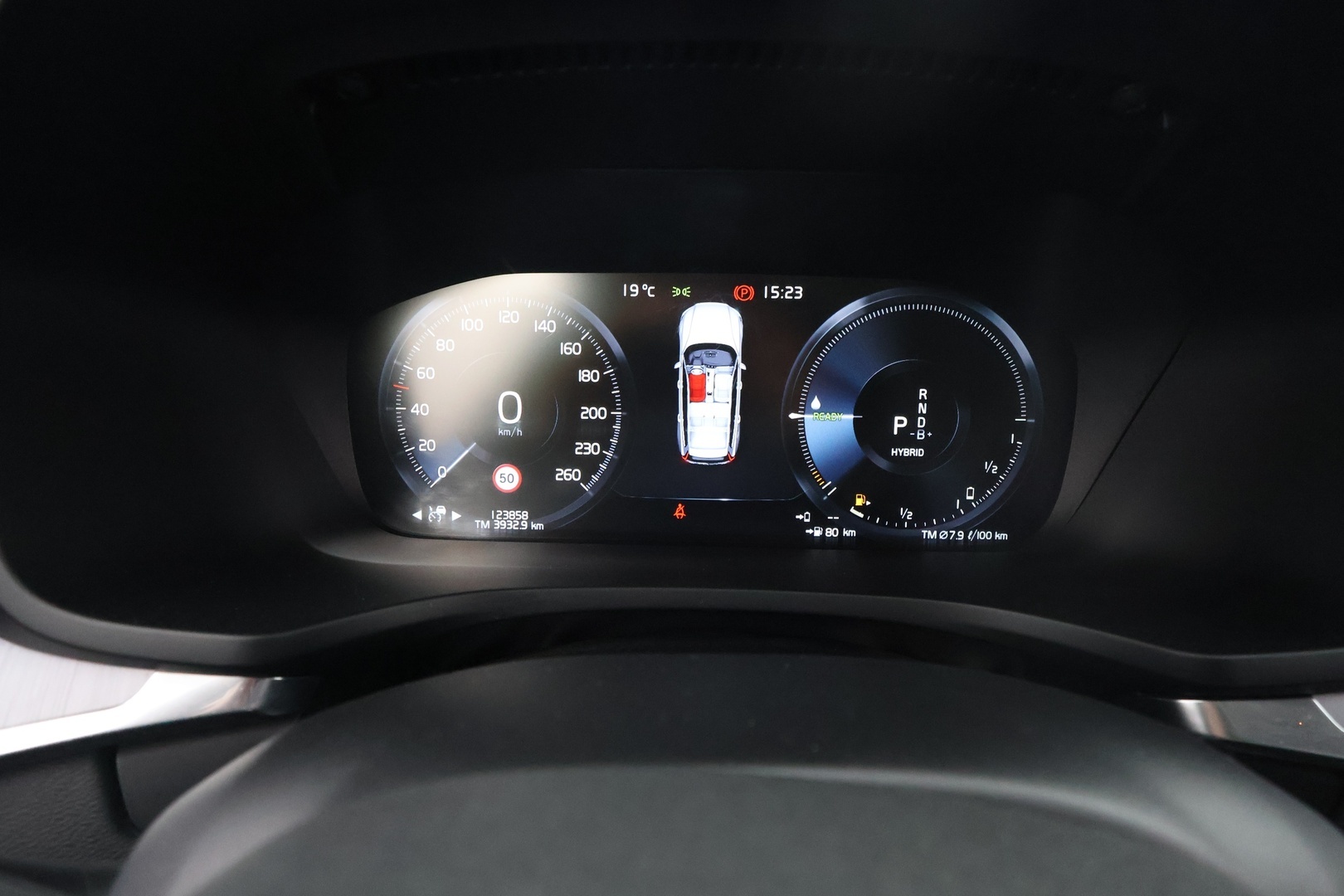 VOLVO V60 2020