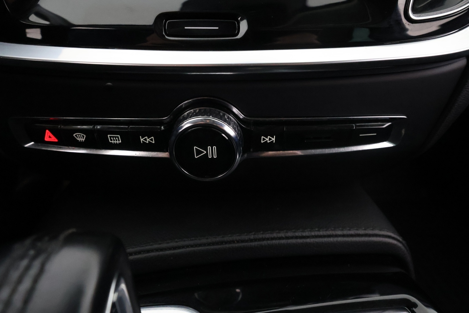 VOLVO V60 2020