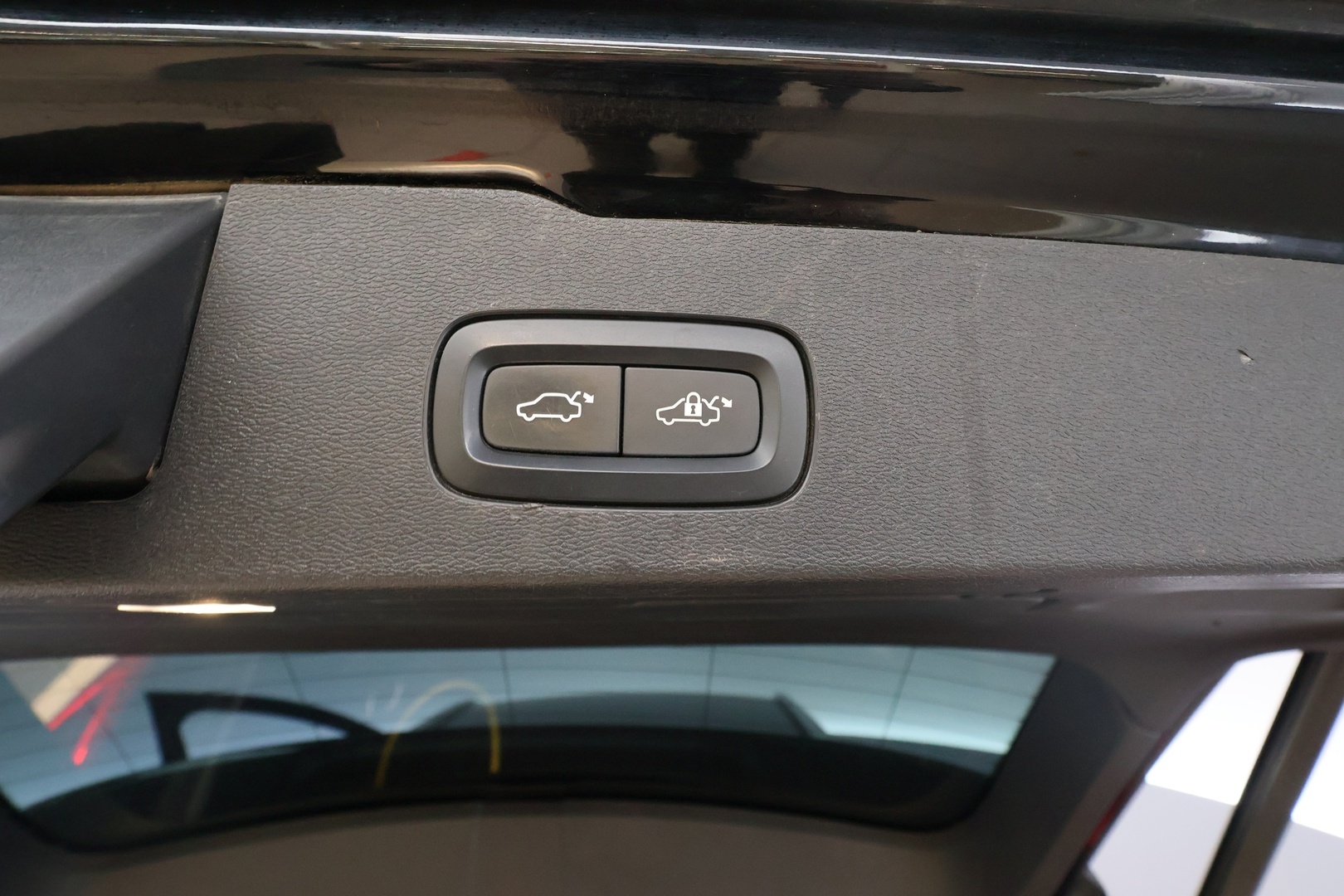 VOLVO V60 2020