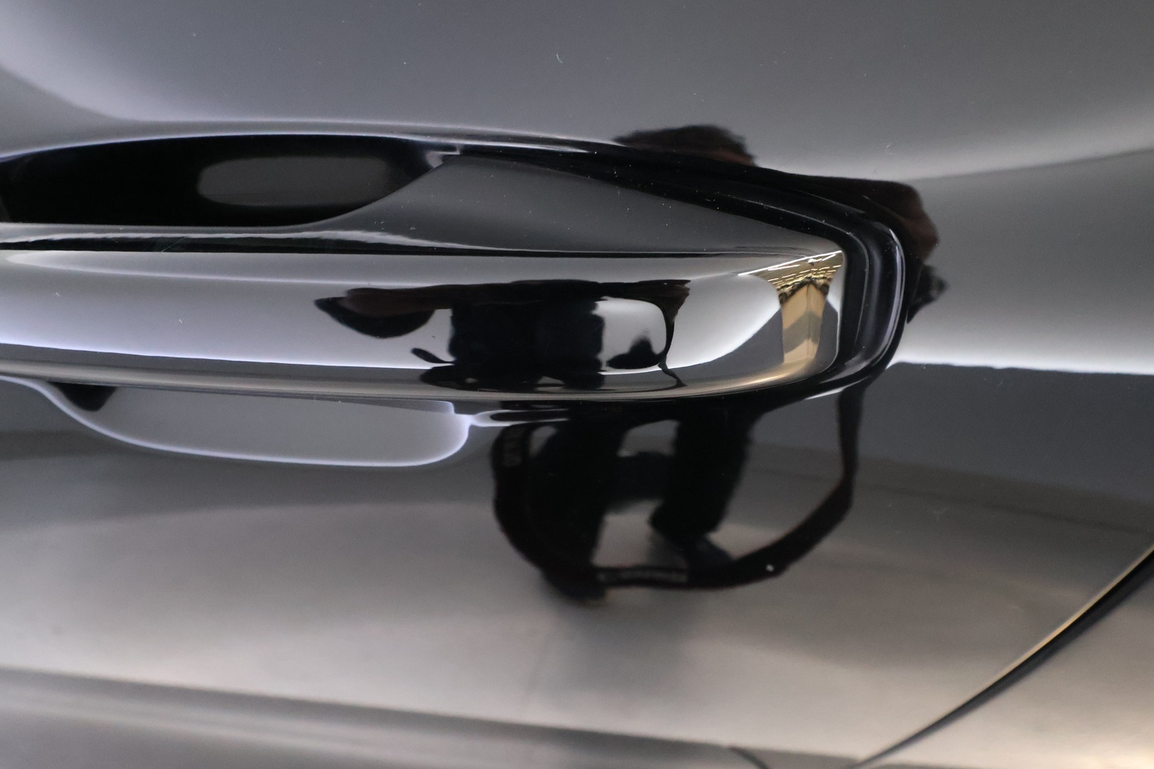 VOLVO V60 2020