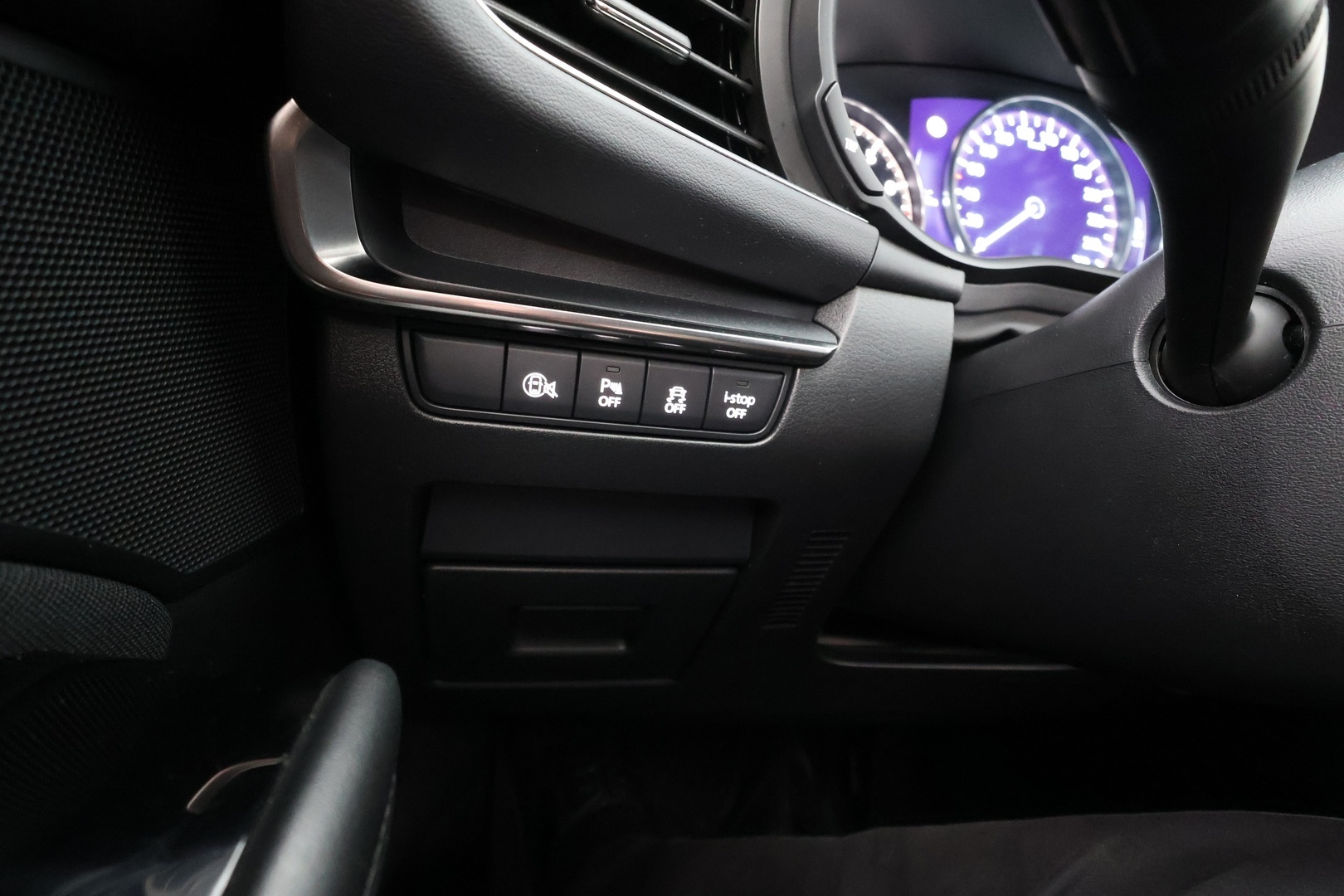 MAZDA Mazda3 2024