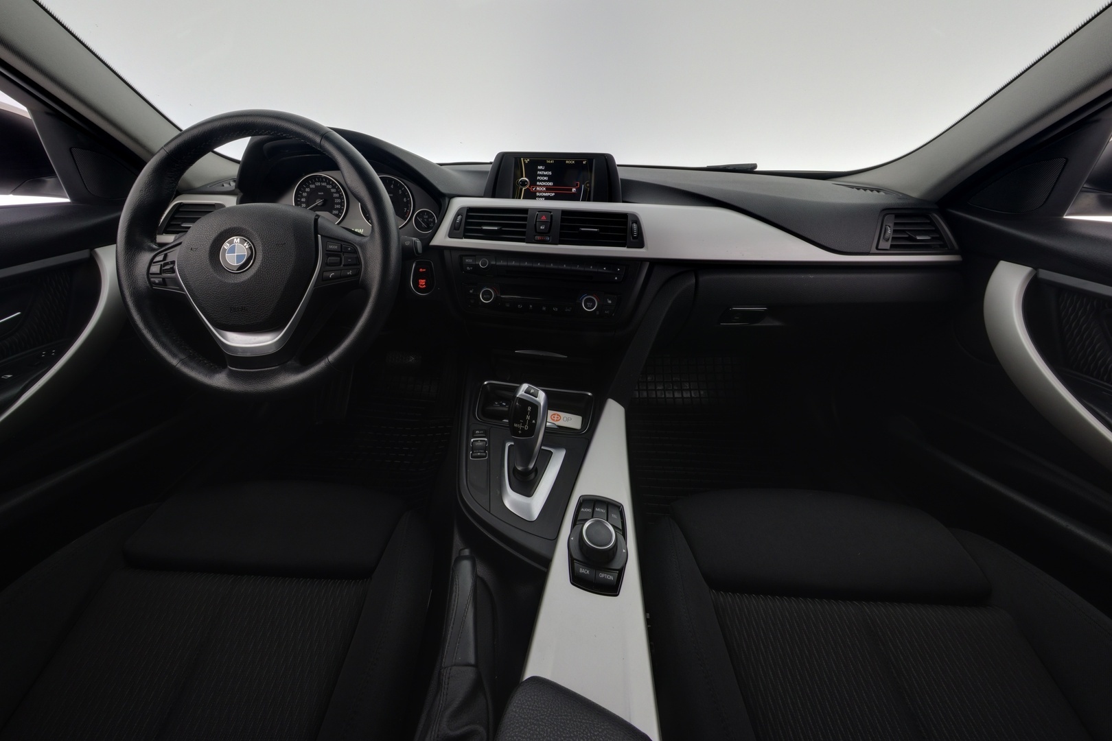 BMW 320 2013