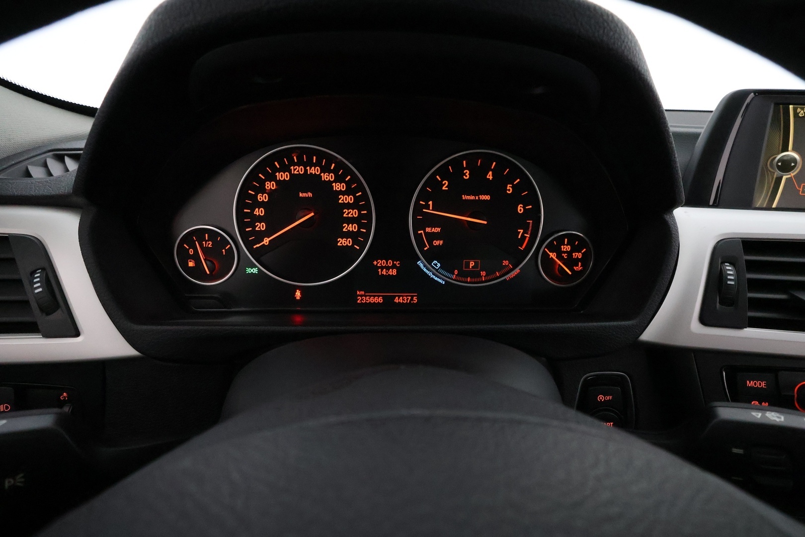 BMW 320 2013