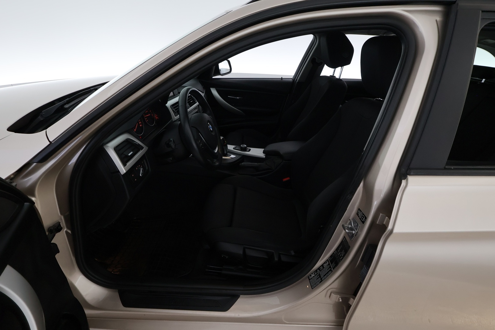 BMW 320 2013