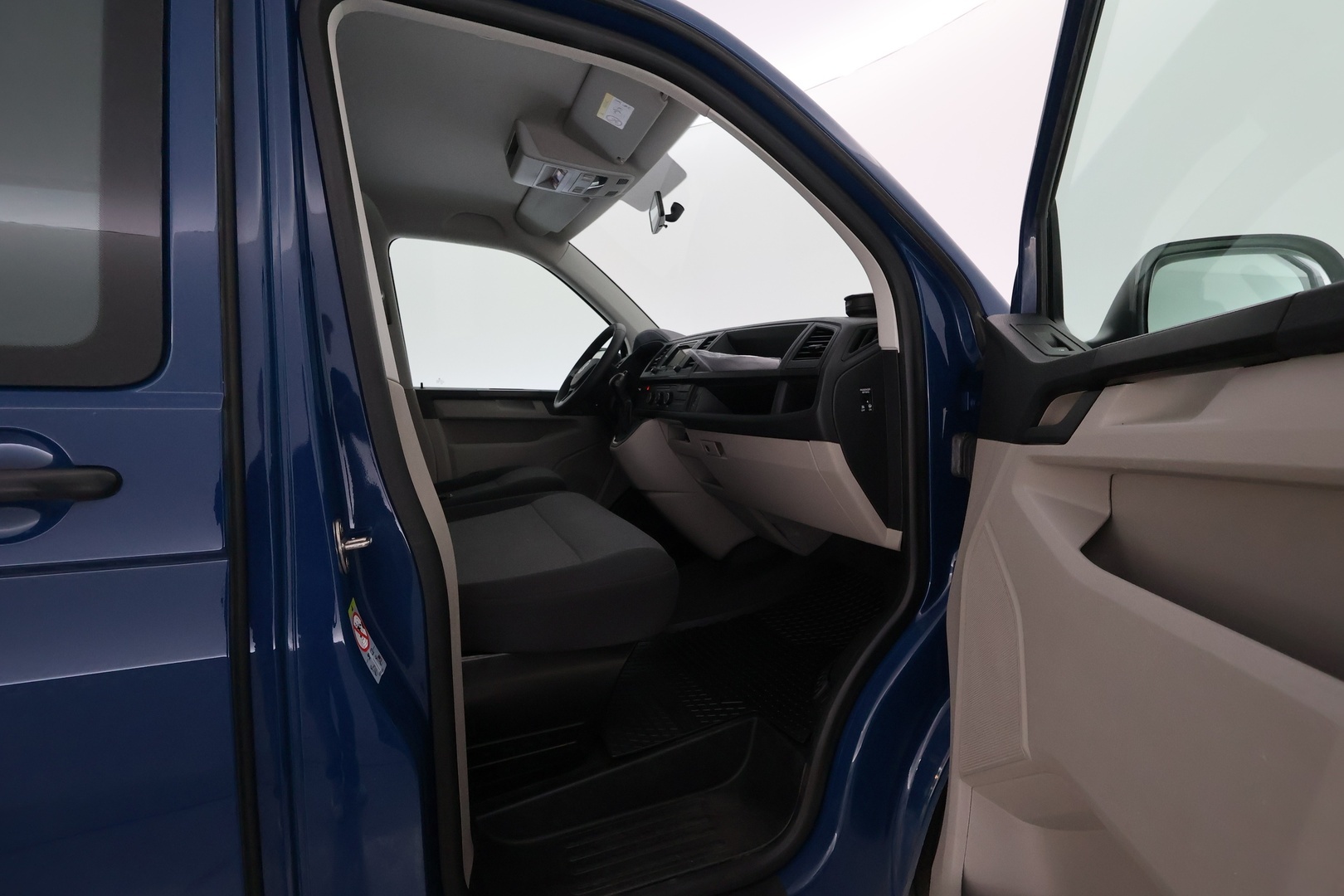 VOLKSWAGEN Transporter 2019