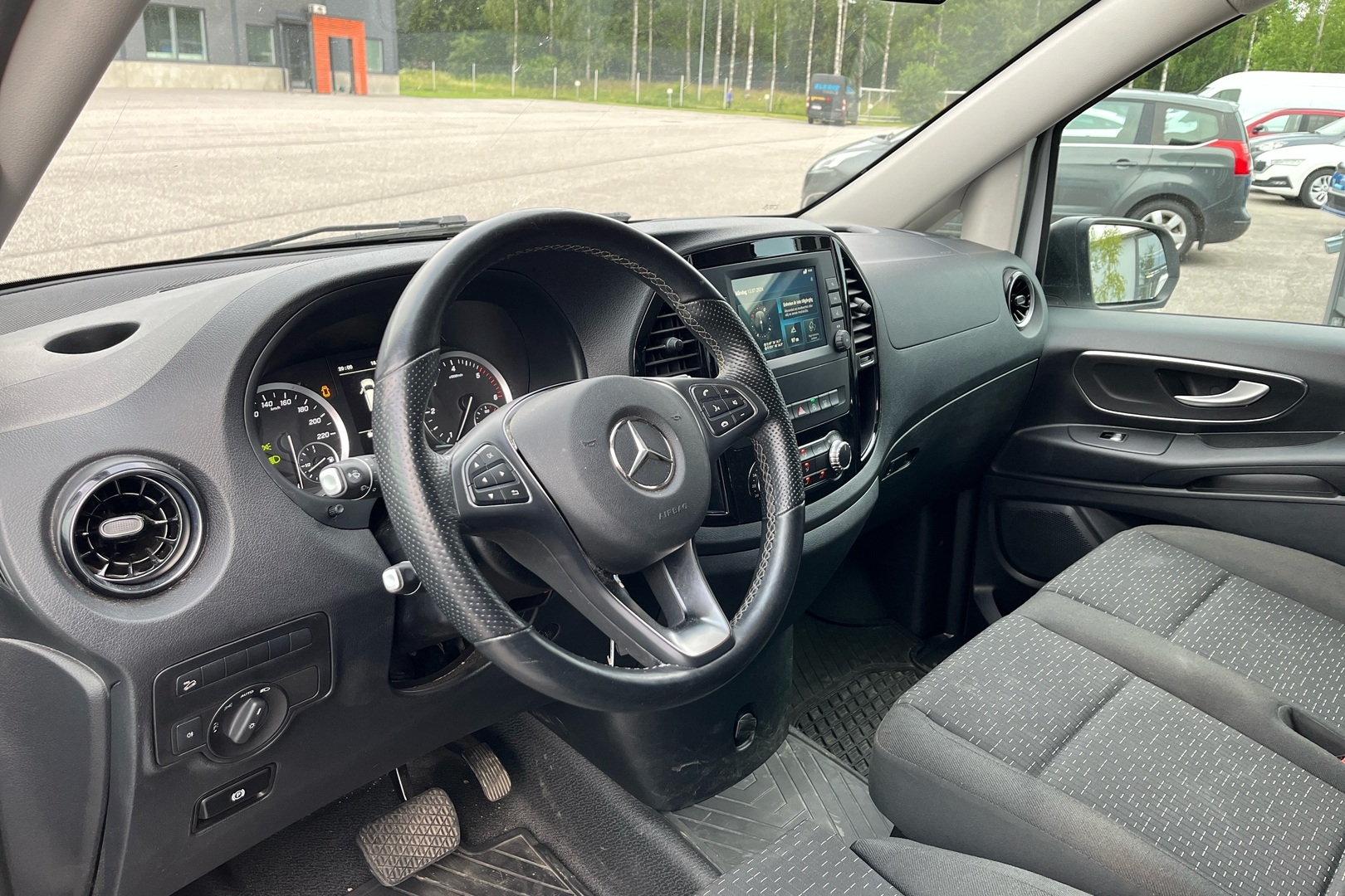 MERCEDES-BENZ Vito 2022